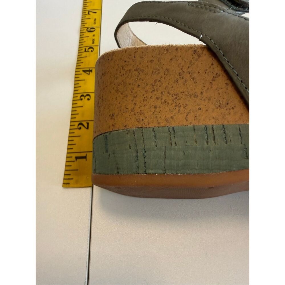 Dansko Stella Wedge Sandal in Sage Nubuck Size 9(40) Retro, Timeless, Romantic - Picture 9 of 12